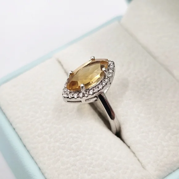 Champagne Topaz - Picture 3 of 5